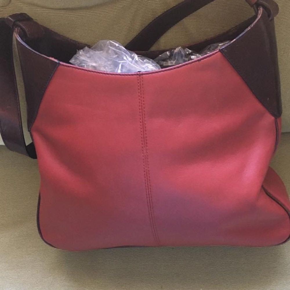 Kenneth Cole bag